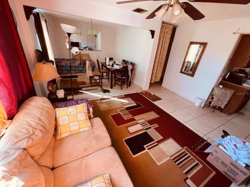 2471 Princess Carol Ct, Orlando FL  32807-8523 exterior