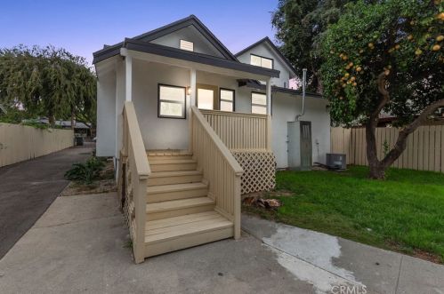 596 Mountain View St, Altadena CA  91001-4921 exterior