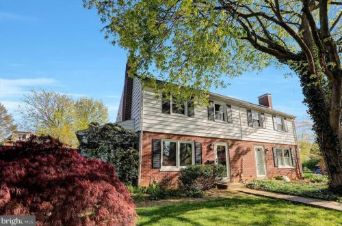 947 Janet Ave, Lancaster, PA 17601-5117