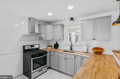 635 Wilby Rd, Erial NJ  08081-9511 exterior