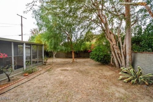 7731 Amestoy Ave, Van Nuys CA 91406-1601 exterior