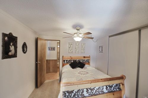 8028 Cliffrose St, Windsor CA  95492-9539 exterior