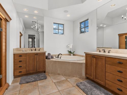 50040 Malaga Ct, La Quinta CA  92253-8918 exterior