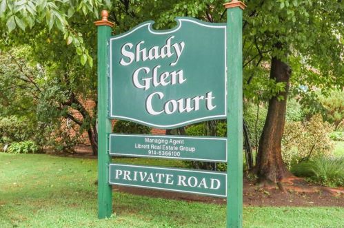 25 Shady Glen Ct, New Rochelle NY  10805-1841 exterior