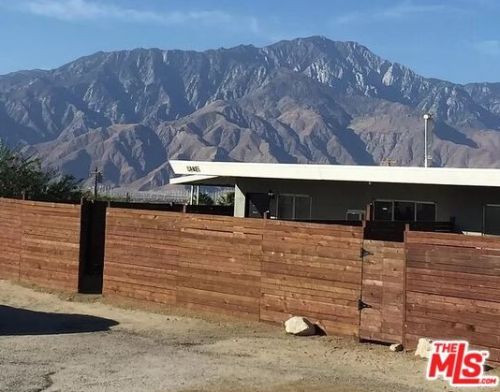10485 Santa Cruz Rd, Desert Hot Springs, CA 92240-2426