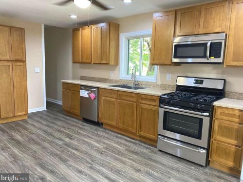 86 Central Ave, Yardley, PA 19067-6244