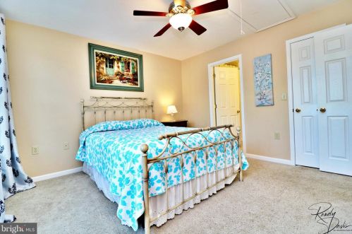 59 Brighton Pl, Charles Town WV  25414-2584 exterior