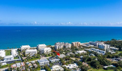 4300 Ocean Blvd, Delray Beach FL  33483-7540 exterior