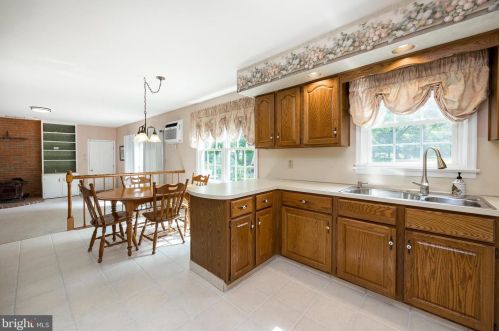 209 Knapp Rd, Lansdale PA 19446-1731 exterior