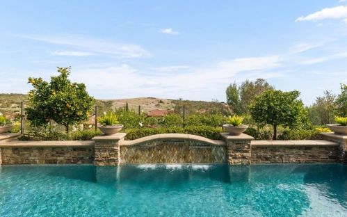 14 Morning Lgt, Newport Beach CA  92657-1654 exterior