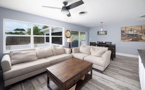500 Captains Rd, West Palm Beach FL  33408-4810 exterior