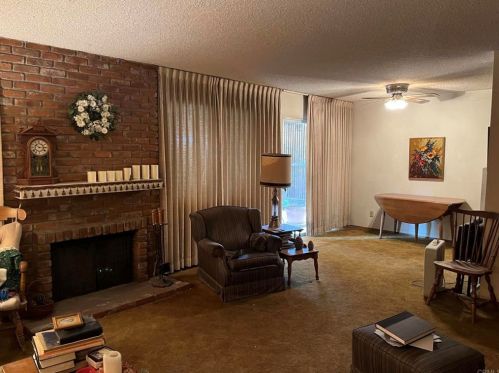 6654 Belle Glade Ave, San Diego CA 92119-2221 exterior