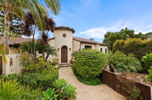 3815 Crescent Dr, Santa Barbara, CA 93110-1224