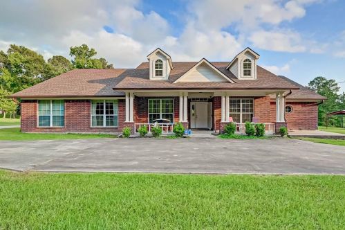 1198 Old Phelps Rd, Huntsville, TX 77340-2750