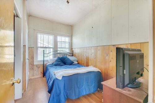 610 Bailey Ave, Greenport NY  11944-1256 exterior