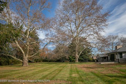166 Rumson Rd, Locust NJ  07760-1033 exterior