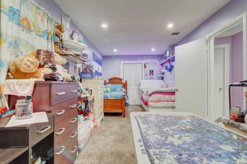 1350 Spur Dr, Islip Manor NY  11751-1119 exterior
