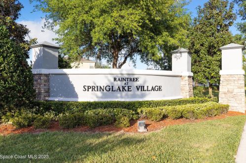 3121 Queen Alexandria Dr, Kissimmee, FL 34744-9103