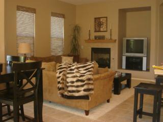 2910 Escala Cir, San Diego CA  92108-6722 exterior