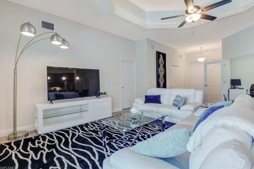 2227 2 Ter, Cape Coral FL  33990-1024 exterior