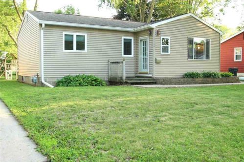 1712 Plymouth Ave, Waterloo, IA 50702-3520