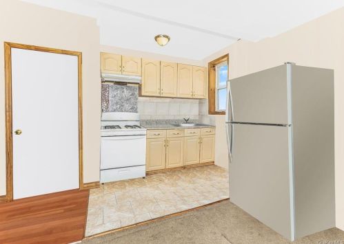 1893 Longfellow Ave, Bronx NY  10460-4425 exterior