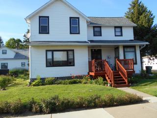 112 Beech St, Fenwood, WI 54426-9071