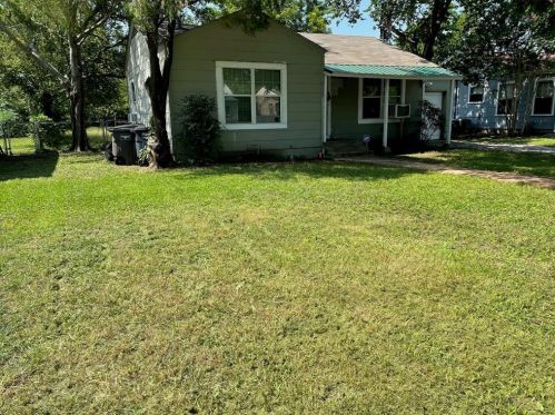 7325 Willis Ave, Fort Worth, TX 76116-8734