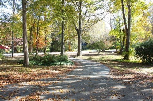 45 Coult Ln, Lyme, CT 06371-1105