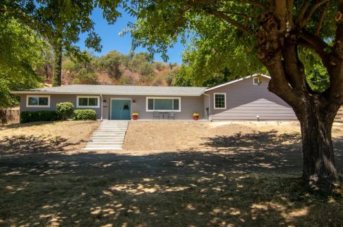 3440 Delmar Ave, Loomis, CA 95650-9099