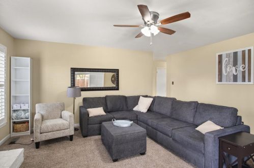 1445 Gary Ln, Modesto CA  95355-3125 exterior