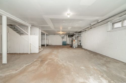 135 Allen St, Hempstead NY  11550-7319 exterior