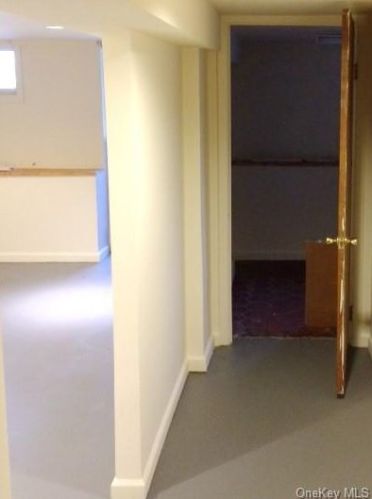 14 Stephenson Blvd, New Rochelle NY  10801-4402 exterior