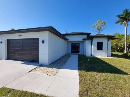 5447 17th Ave, Naples, FL 34116-5612