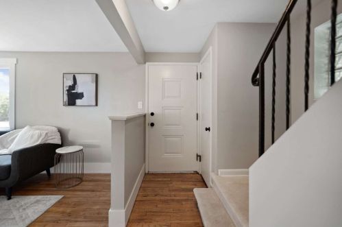 3326 Homestead Duquesne Rd, Pittsburgh, PA 15122-2907