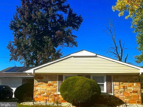 11 Helm Turn, Willingboro, NJ 08046-1808