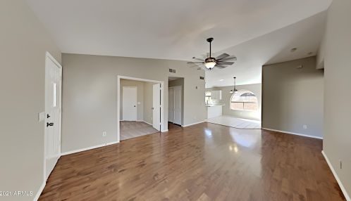 590 Kyle Dr, Gilbert, AZ 85296-3807