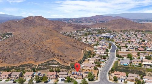 34122 Camelina St, Lake Elsinore CA  92532-2957 exterior