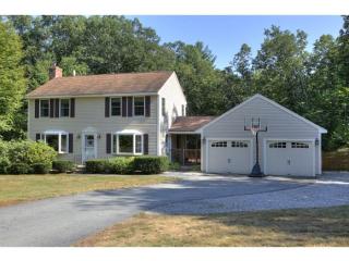 26 Marty Dr, Merrimack, NH 03054-2948