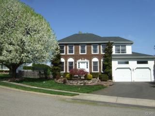 4705 Conway Ct, Easton, PA 18045-8109
