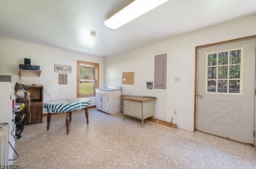 55 Hunts School Rd, Fredon NJ  07860-5405 exterior