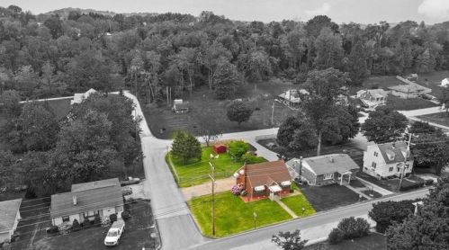 48 Millersdale Rd, Jeannette PA  15644-3144 exterior