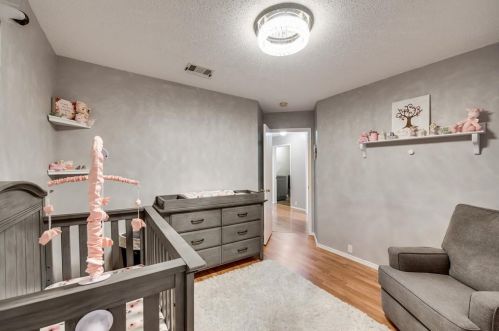 1013 Greenbend Dr, Denton TX  76210-8677 exterior