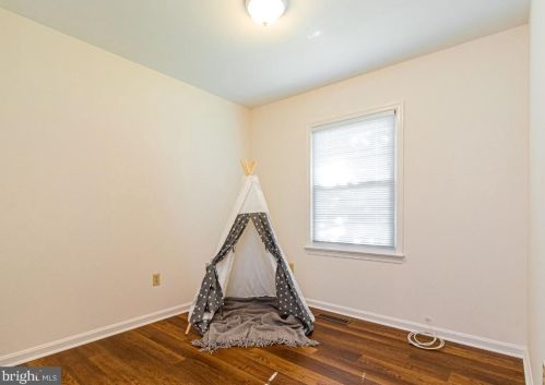 1201 Dewberry Dr, Fredericksburg VA  22407-4881 exterior