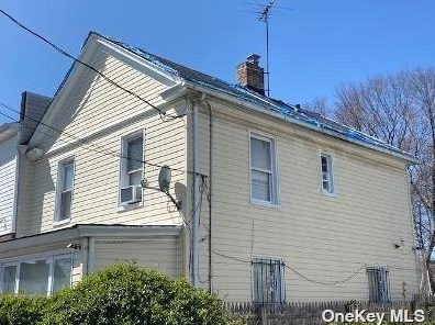 170-07 105th Ave, Jamaica, NY 11433-3235