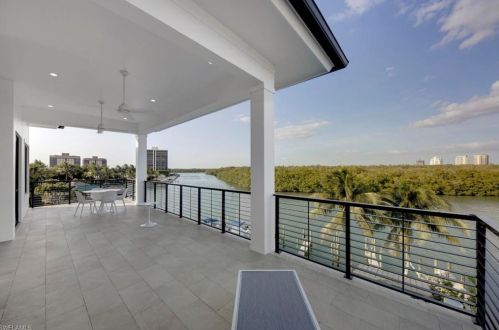 26385 Hickory Blvd, Bonita Springs FL  34134-3711 exterior