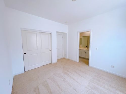 3027 Hampton Way, Ontario CA  91761-2631 exterior