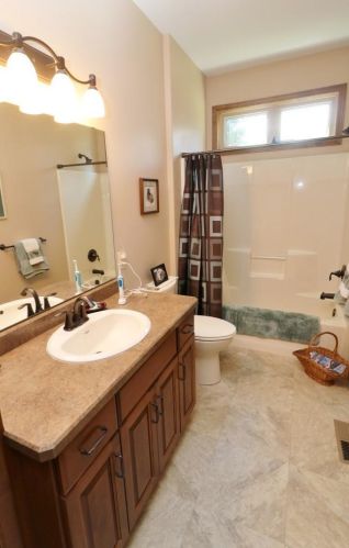 1411 Karnis Dr, Alex MN  56308-5178 exterior