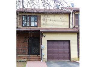 16 Obert Ct, East Brunswick NJ  08816-3581 exterior