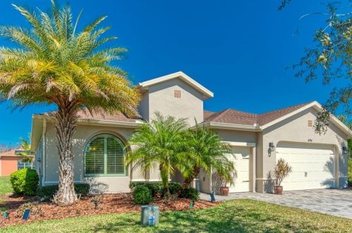 694 Villa Park Rd, Kissimmee, FL 34759-6105